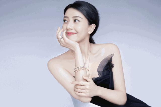 2021年女神大赛，李沁接棒高圆圆，夺得冠军