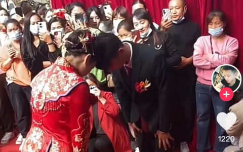 安徽淮北网红王雪莉与潘兵婚礼被迫取消
