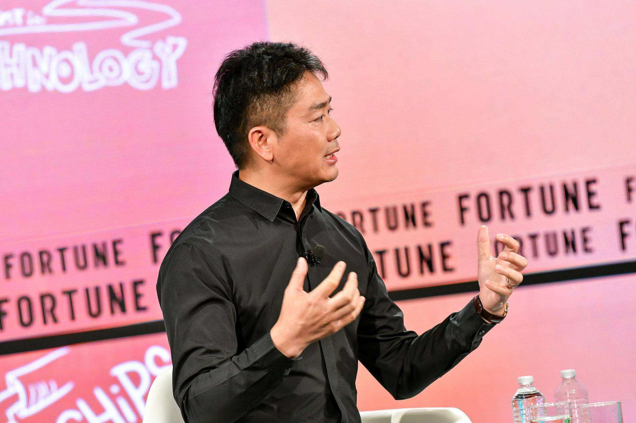 2022胡润慈善榜，刘强东捐149亿成首善