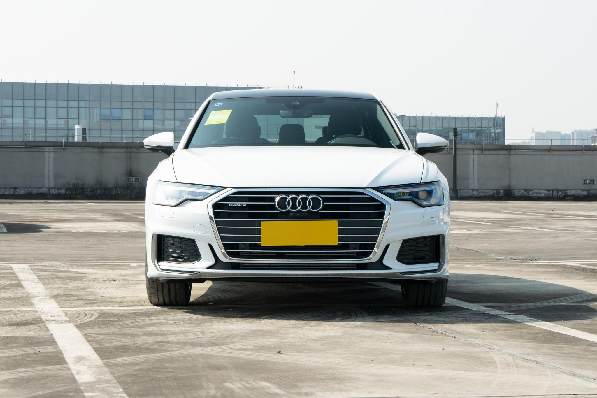 白A6黑A4什么梗？买奥迪黑A4白A6是狠人