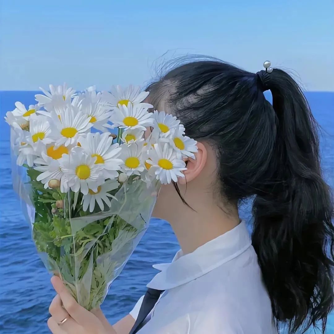 个人情侣网站丨大量情侣头像_情侣网名