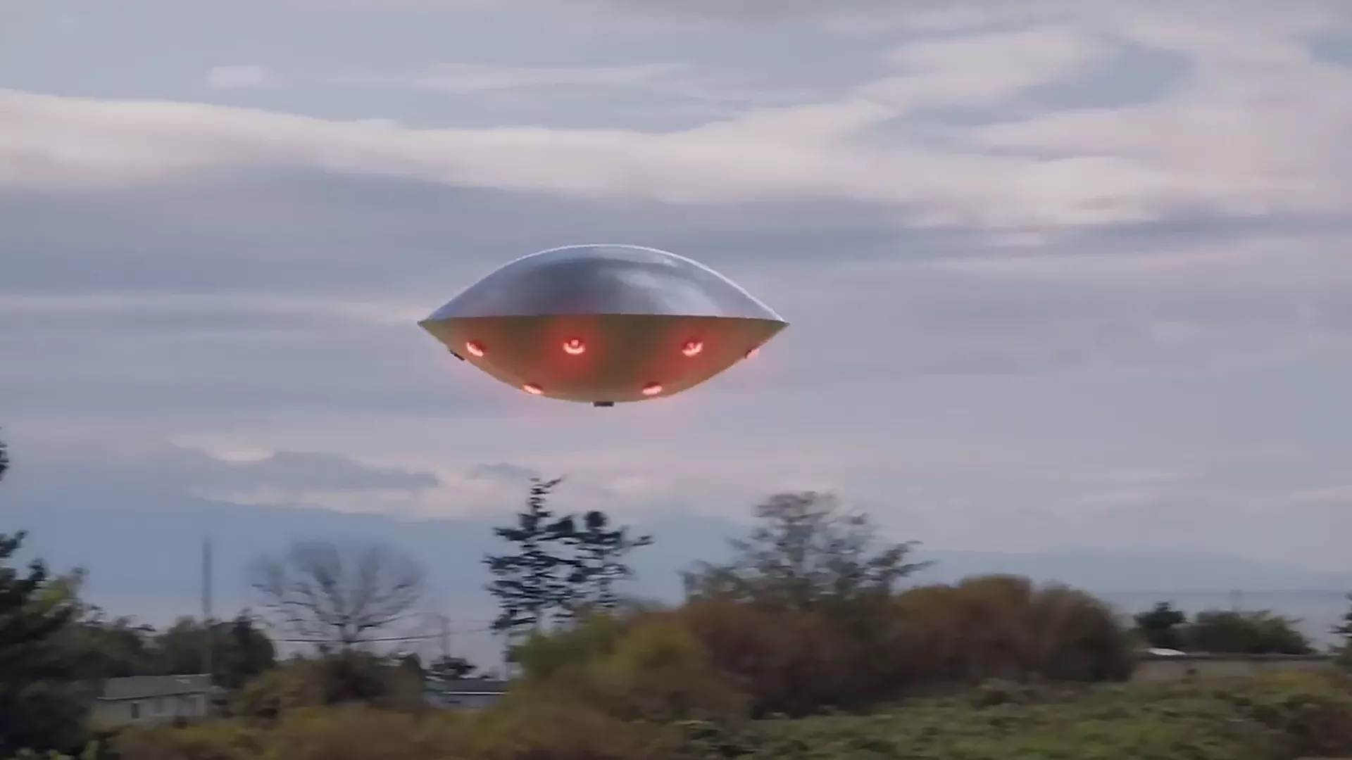 成都上空现UFO上热搜，UFO不明飞行物引热议