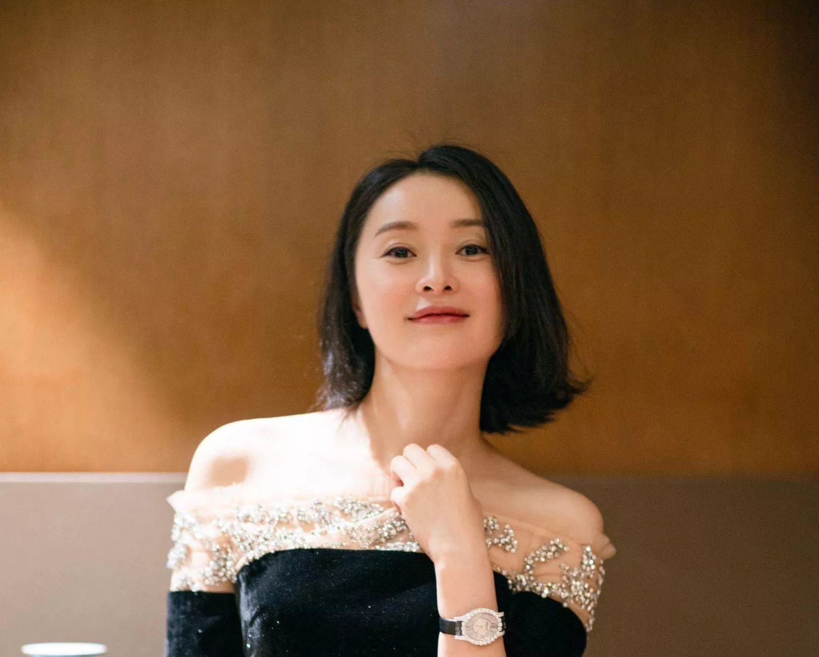 吴越获白玉兰奖最佳女主角奖，吴越个人简介
