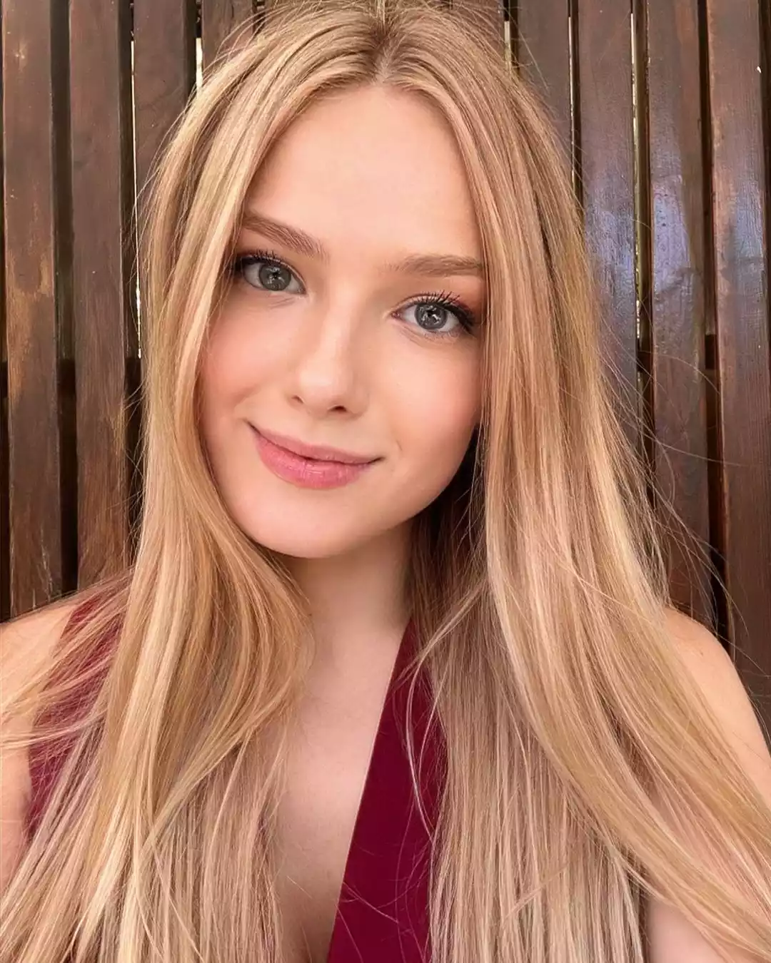 俄罗斯超模 Anna Rybalko：完美身材不输林志玲