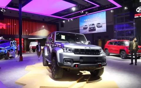 北汽全新越野SUV BJ40：时尚与硬派的完美结合