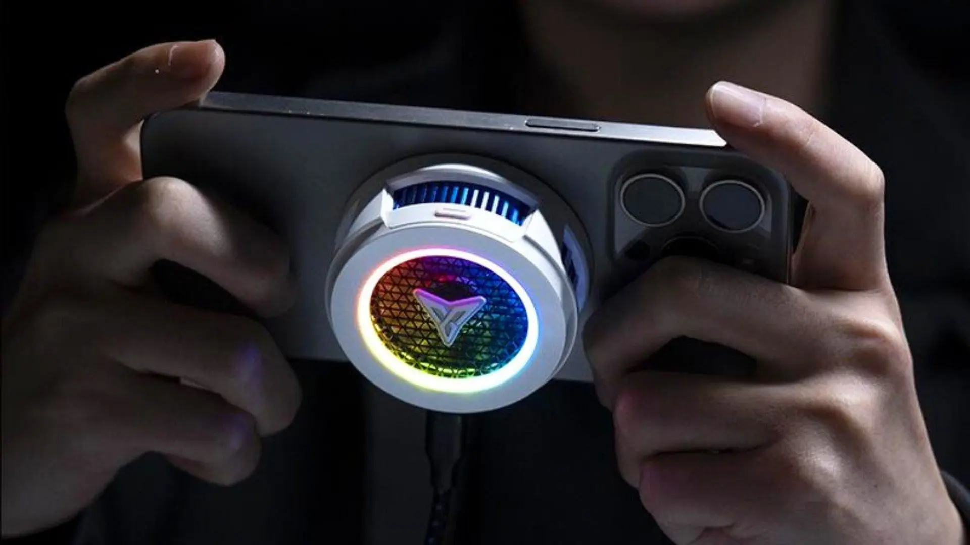 2025 手机散热器选购指南：这五款让手机清凉一夏