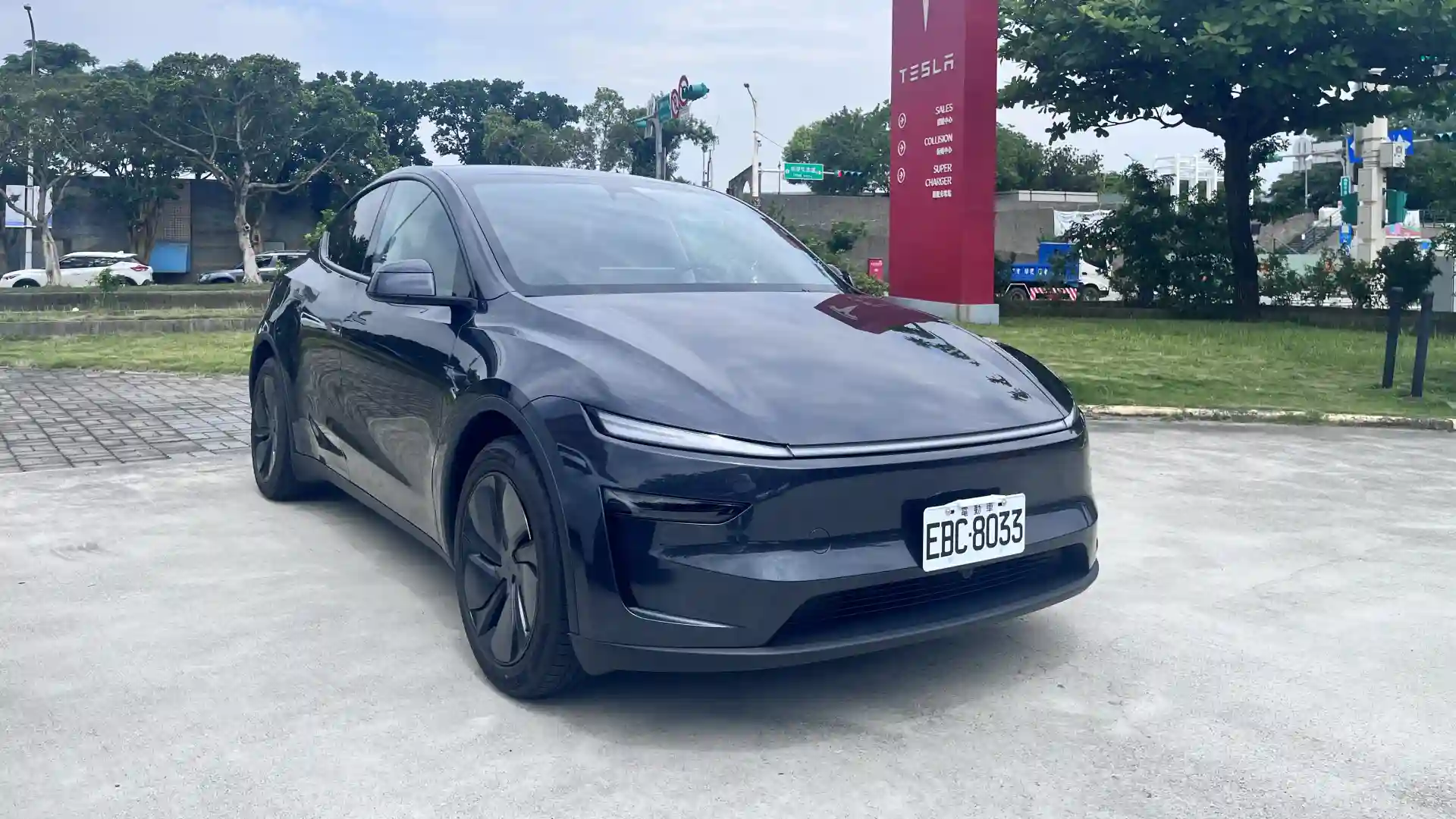 全新特斯拉Model Y交付倒计时！国产化率突破95%