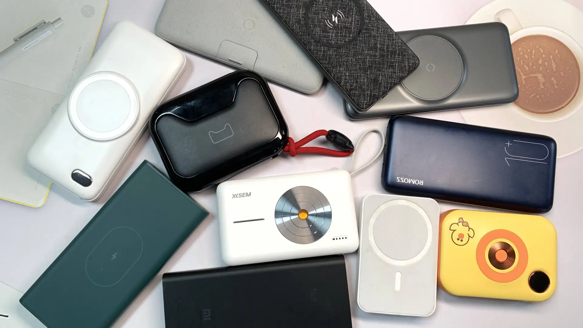 多个充电宝品牌3C认证被暂停，移动电源集中“亮红灯”