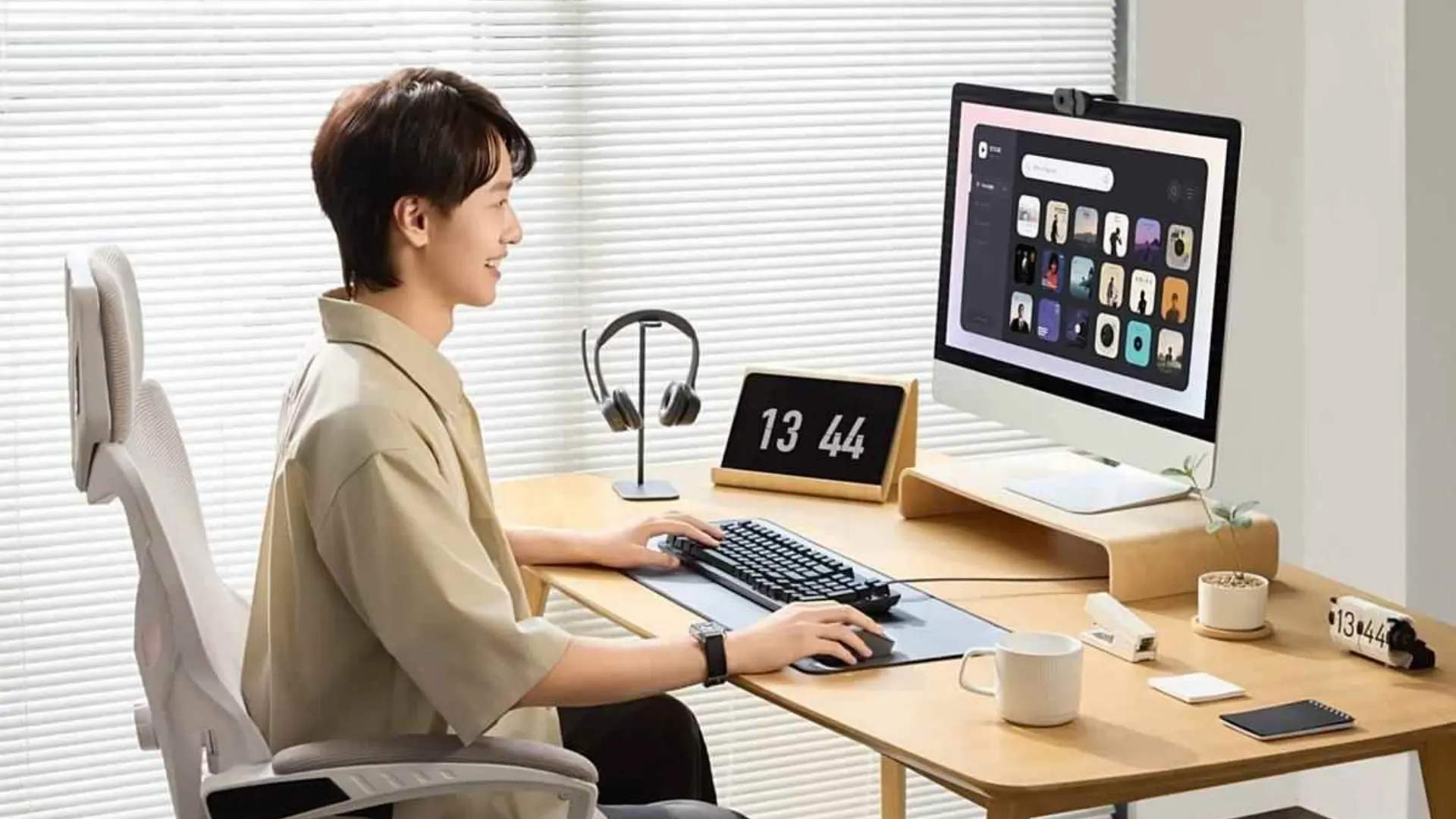 灵砚键盘杀疯了!罗技K868:550天续航+AI键 灵砚键盘杀疯了!罗技K868:550天续航+AI键